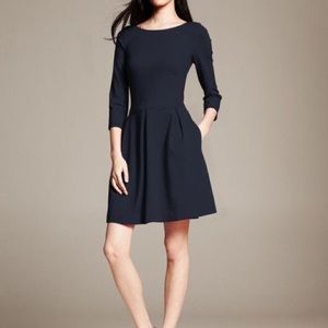 Banana Republic Boatneck knit dress navy 10
